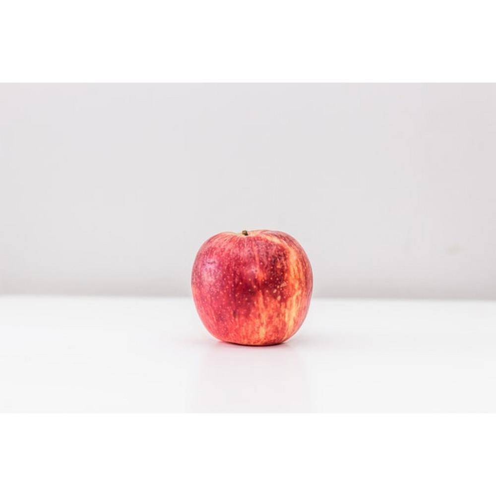 Organic apple 80 gr (approx)
